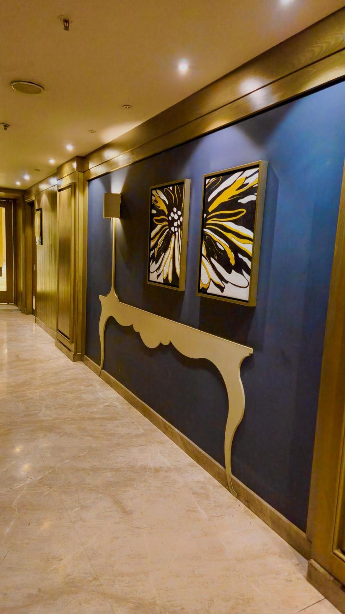 Apartment Armeria Dlf Mypad-808 Lucknow