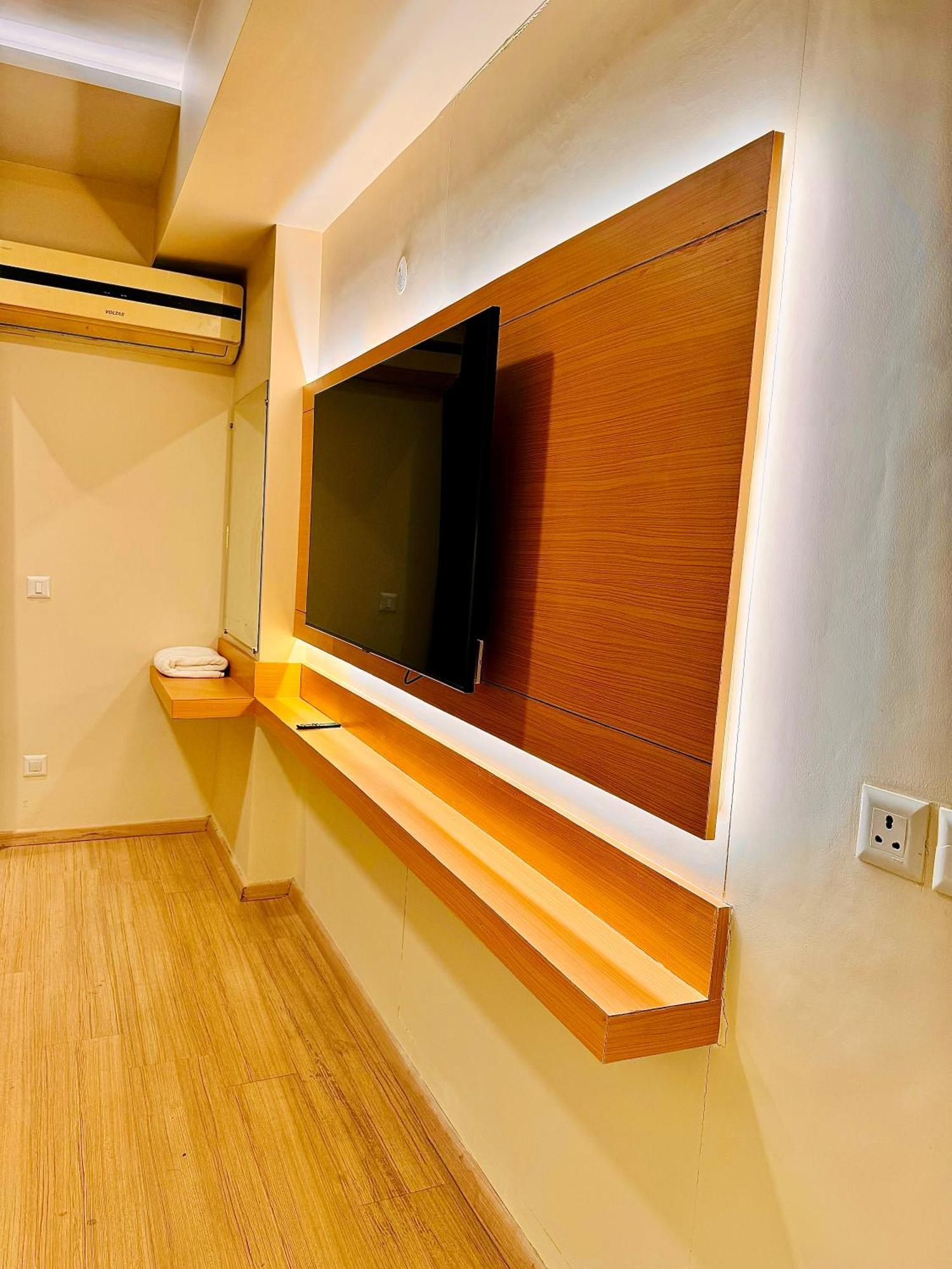 Apartment Armeria Dlf Mypad-808